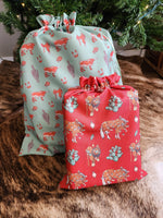 Load image into Gallery viewer, Western Christmas Reusable Gift Bags - Red Ponies Print
