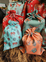 Load image into Gallery viewer, Western Christmas Reusable Gift Bags - Burnt Orange Ornaments
