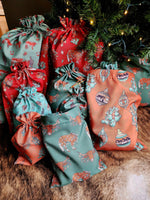Load image into Gallery viewer, Western Christmas Reusable Gift Bags - Burnt Orange Ornaments
