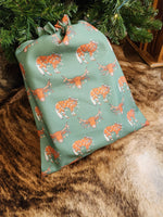 Load image into Gallery viewer, Western Christmas Reusable Gift Bag - Green Longhorns/Ponies
